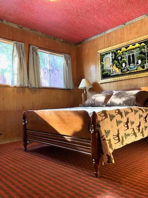 Storybook Village Pine Cove Luaran gambar