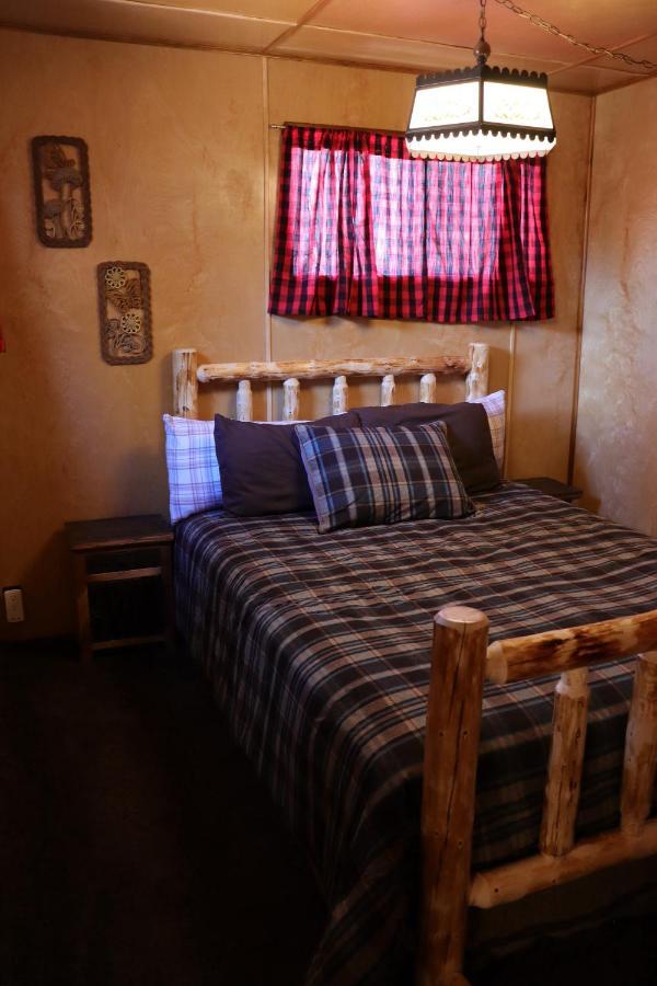 Storybook Village Pine Cove Luaran gambar
